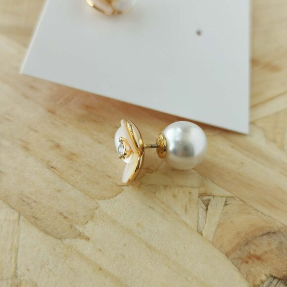 NEW Alicia Bonnie Shimmer Mother Pearl Reversible Earrings Gold - Picture 3 of 3